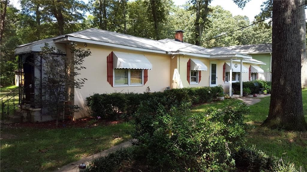 3 bedroom, 1 bathroom, 1,191 sq ft single family residence under contract at 12410 Morris Road, Alpharetta, GA 30005