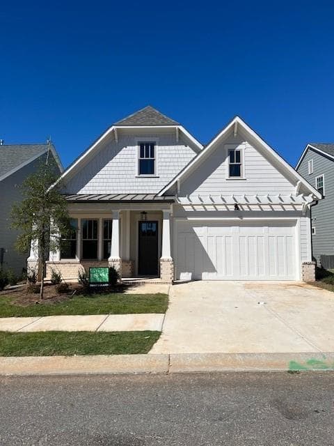 2 bedroom, 3 bathroom, 2,483 sq ft single family residence sold at 1243 Lakeside Overlook, Canton, GA 30114