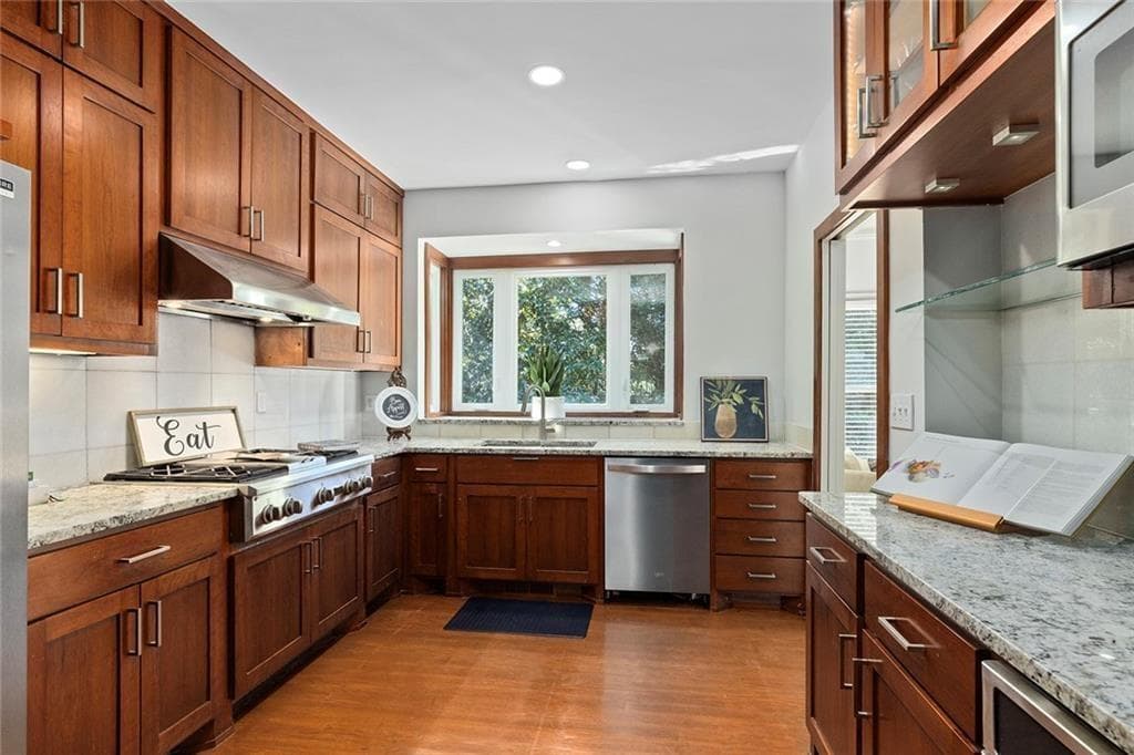 203 Ridley Lane, Decatur, GA 30030 — most recent listing photo
