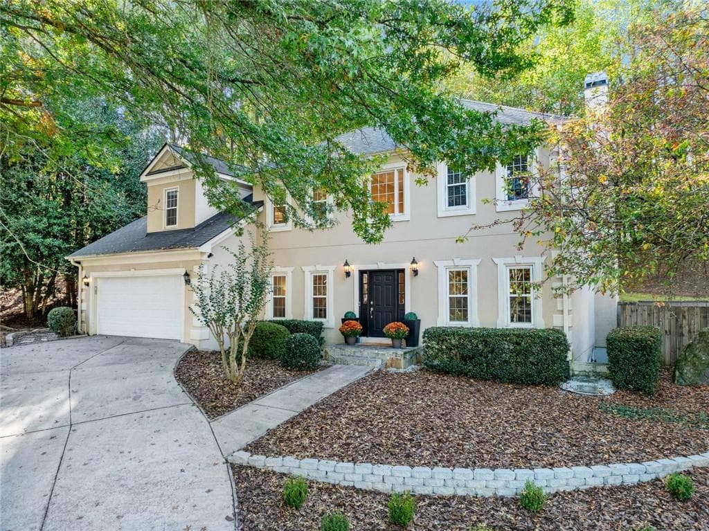 5 bedroom, 4 bathroom, 3,764 sq ft single family residence sold at 125 Georgian Manor Court, Johns Creek, GA 30022
