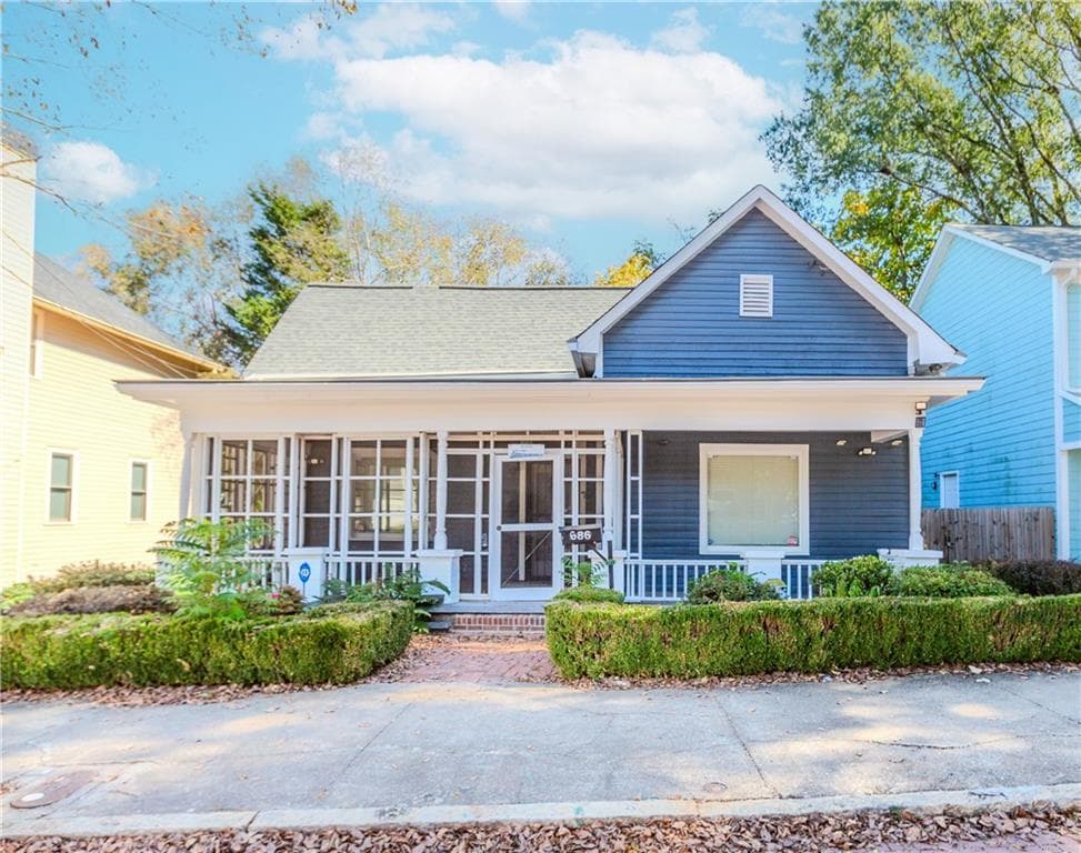 3 bedroom, 2 bathroom, 1,567 sq ft single family residence sold at 686 Garibaldi Street, Atlanta, GA 30310