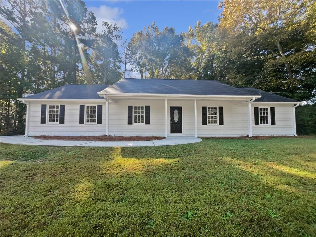 3 bedroom, 2 bathroom, 1,410 sq ft single family residence sold at 1168 Granite Lane, Loganville, GA 30052