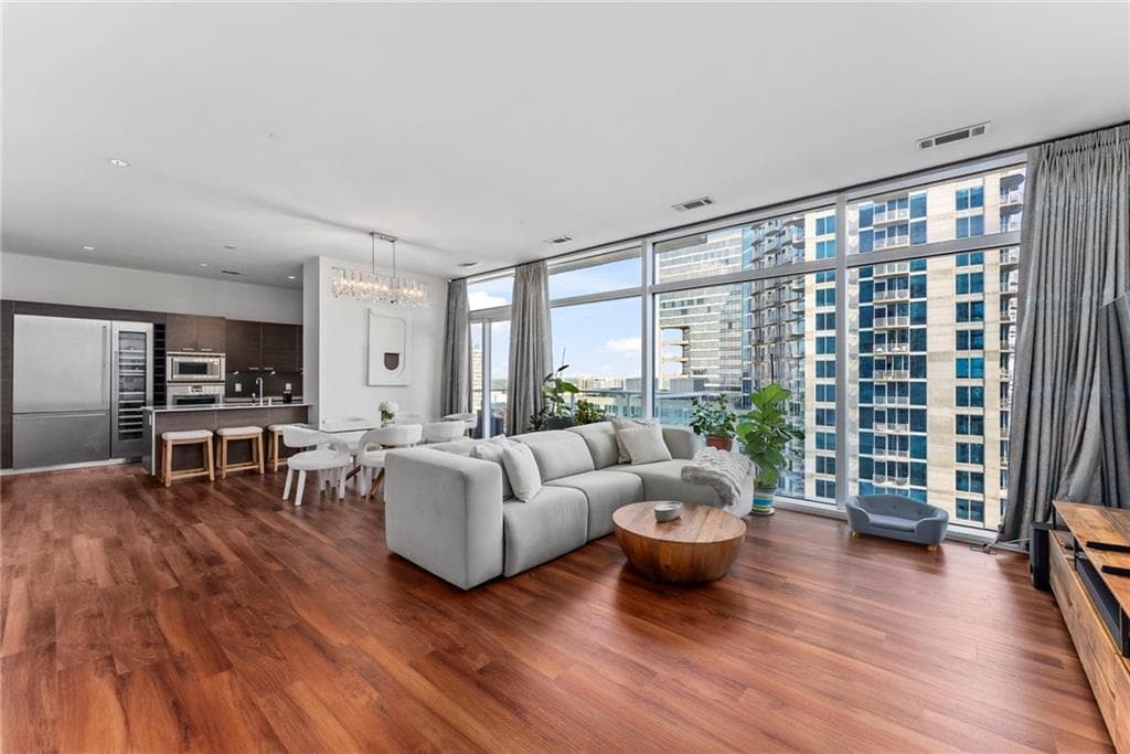 45 IVAN ALLEN JR Boulevard 1908, Atlanta, GA 30308 — most recent listing photo