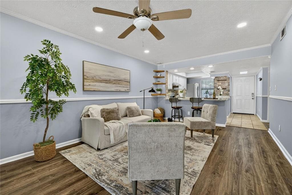 2 bedroom, 2 bathroom, 948 sq ft condominium sold at 1201 New Horizon Street, Powder Springs, GA 30127
