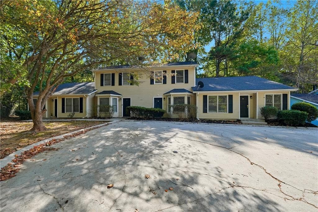 quadruplex sold at 1230 Oakplace Drive, Marietta, GA 30008