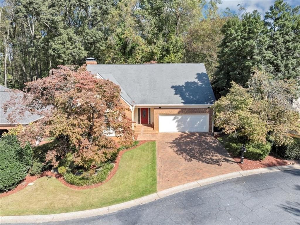 4 bedroom, 5 bathroom, 5,381 sq ft single family residence sold at 4521 Woodhaven, Marietta, GA 30067