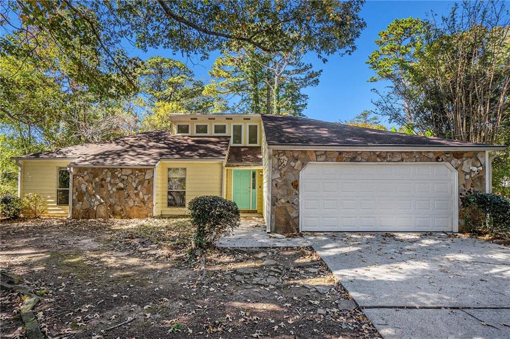 2901 Carrousel Court, Stone Mountain, GA 30087 — most recent listing photo