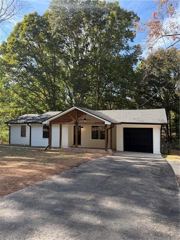 3 bedroom, 2 bathroom, 1,600 sq ft single family residence sold at 1527 Keeter Road, Canton, GA 30114