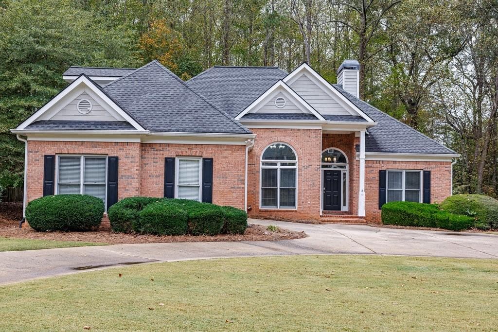 5 bedroom, 5 bathroom, 3,443 sq ft single family residence sold at 5055 Hickory Hills Drive, Woodstock, GA 30188