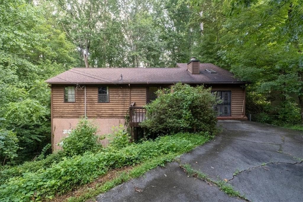 3 bedroom, 2 bathroom, 2,400 sq ft single family residence sold at 2272 Vistamont Drive, Decatur, GA 30033