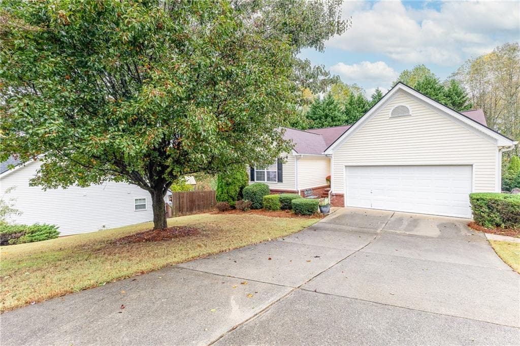 399 Burts Crossing Drive, Dawsonville, GA 30534 — most recent listing photo