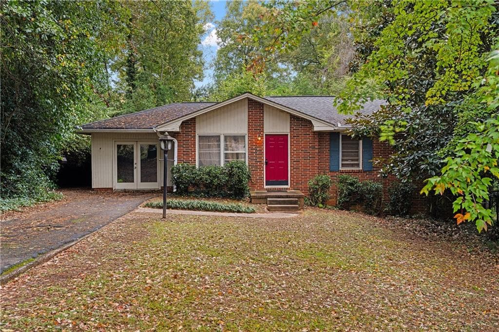 3166 Lindmoor Drive, Decatur, GA 30033 — most recent listing photo