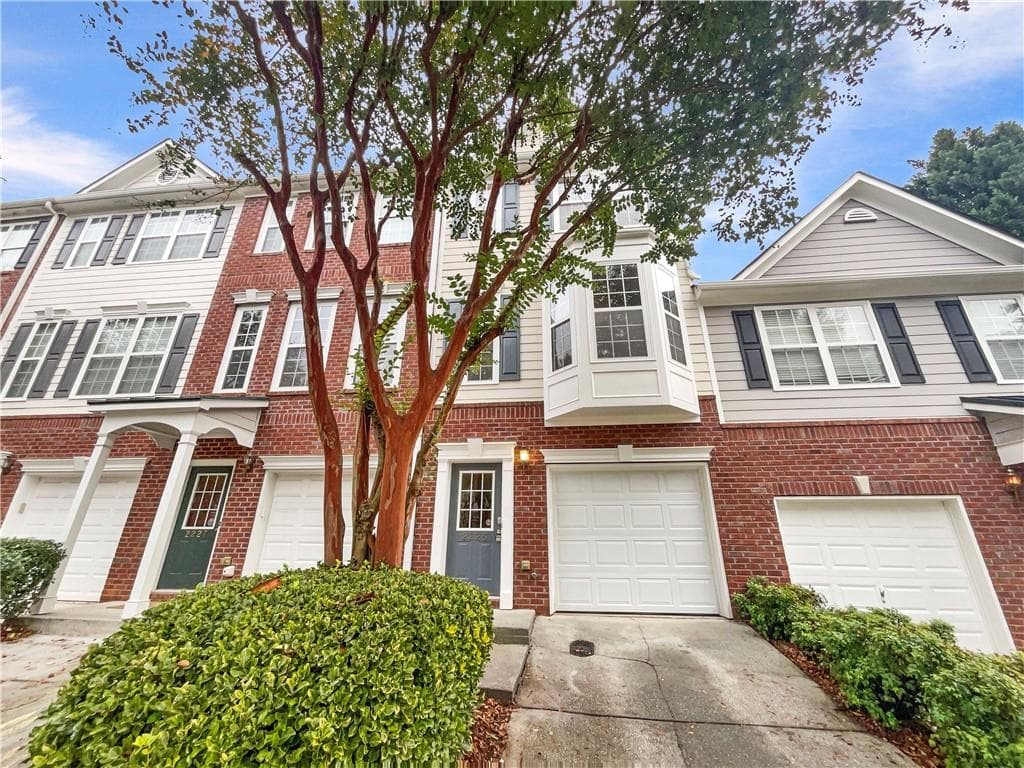 2225 Dillard Crossing, Tucker, GA 30084 — most recent listing photo