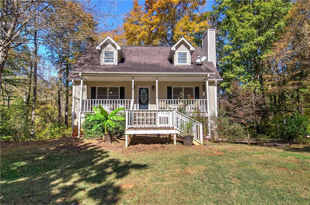 3 bedroom, 2 bathroom, 1,680 sq ft single family residence sold at 118 Remington Court, Woodstock, GA 30188
