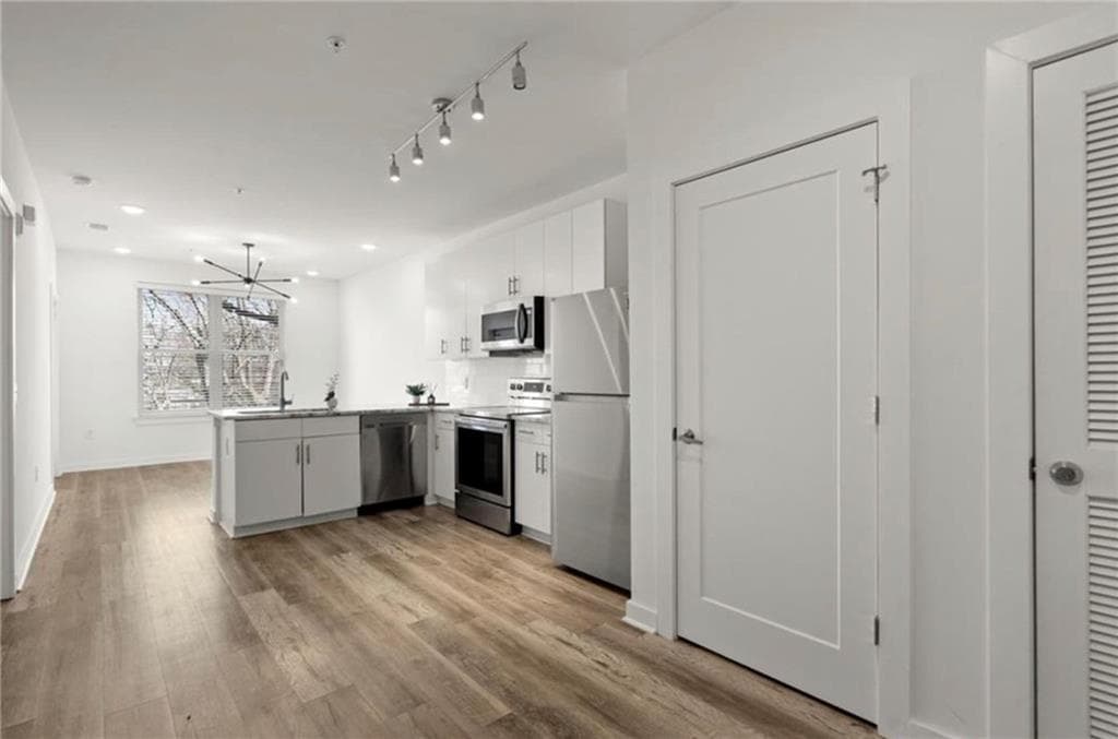 525 Parkway Drive 203, Atlanta, GA 30308 — most recent listing photo