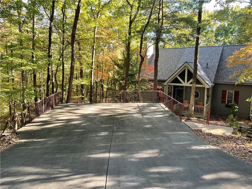121 Laughing Fox Knoll, Big Canoe, GA 30143 — most recent listing photo