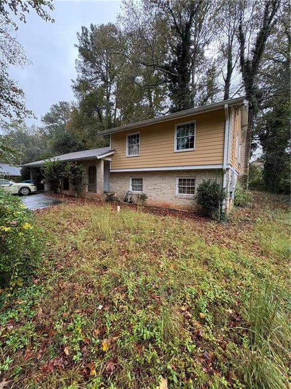 4 bedroom, 2 bathroom, 2,226 sq ft single family residence sold at 383 Ben Avenue, Lilburn, GA 30047