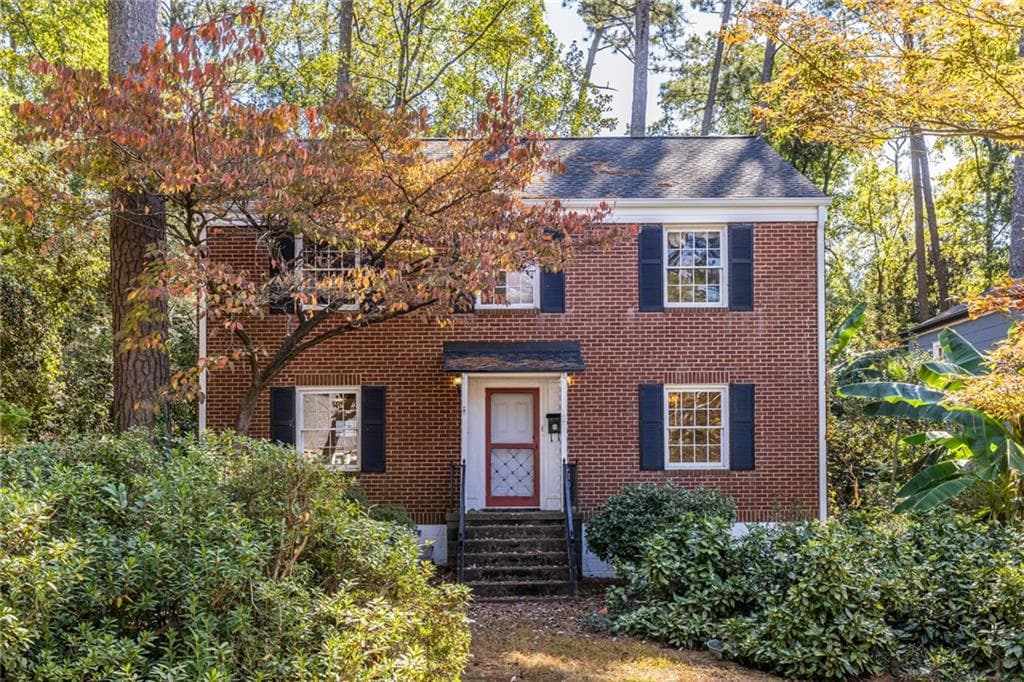 4 bedroom, 2 bathroom, 1,960 sq ft single family residence sold at 172 Garden Lane, Decatur, GA 30030