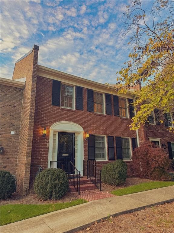 2 bedroom, 3 bathroom, 1,728 sq ft townhouse sold at 3050 Margaret Mitchell Drive 2, Atlanta, GA 30327