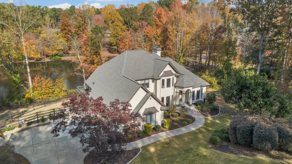 6 bedroom, 4 bathroom, 5,424 sq ft single family residence sold at 4814 MIRROR LAKE Drive, Powder Springs, GA 30127