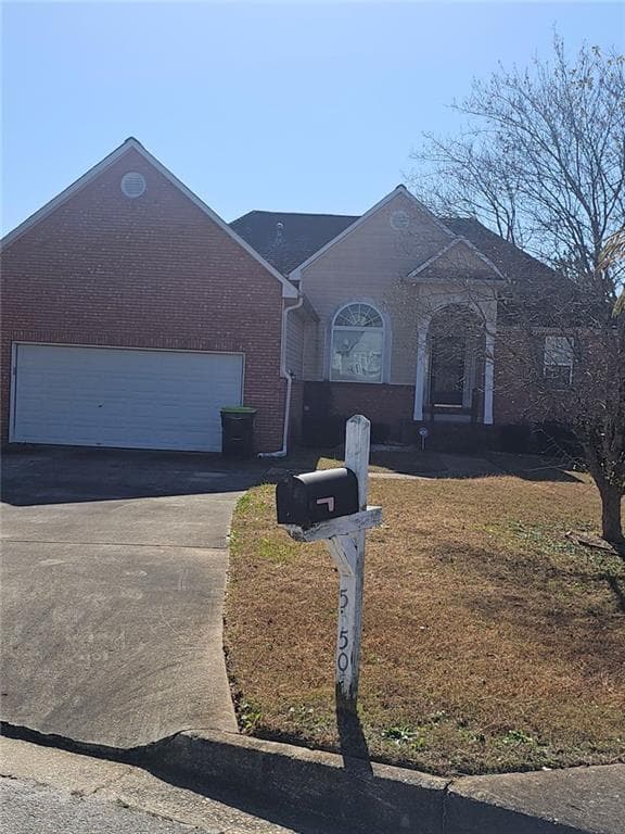 5 bedroom, 3 bathroom, 3,766 sq ft single family residence sold at 5550 Frontier Court, Ellenwood, GA 30294