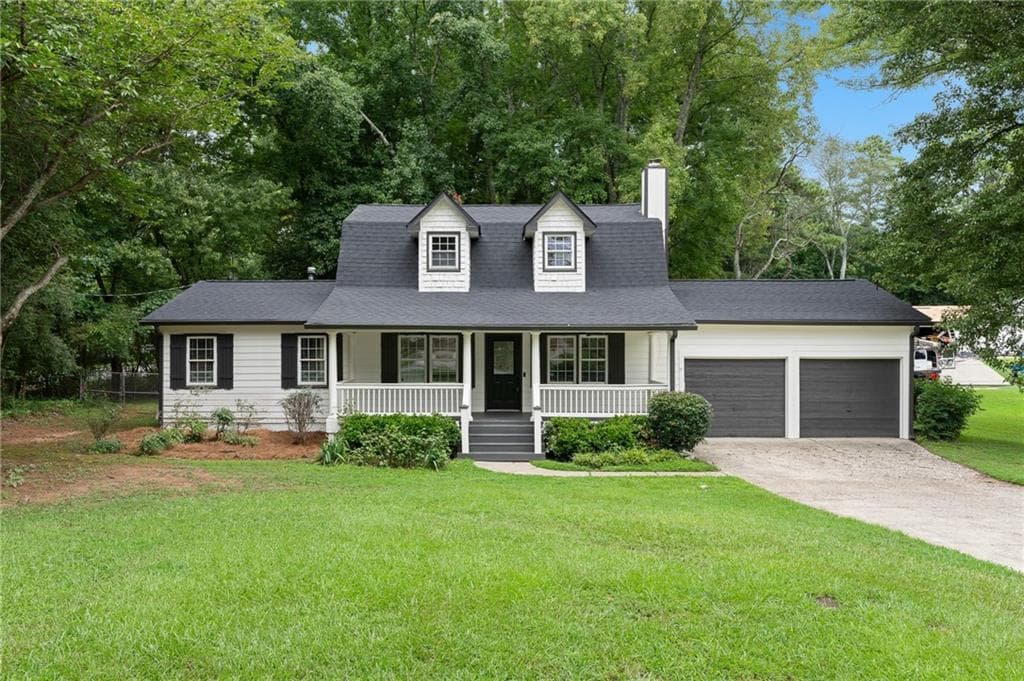 3 bedroom, 3 bathroom, 1,542 sq ft single family residence sold at 2853 Wendwood Drive, Marietta, GA 30062