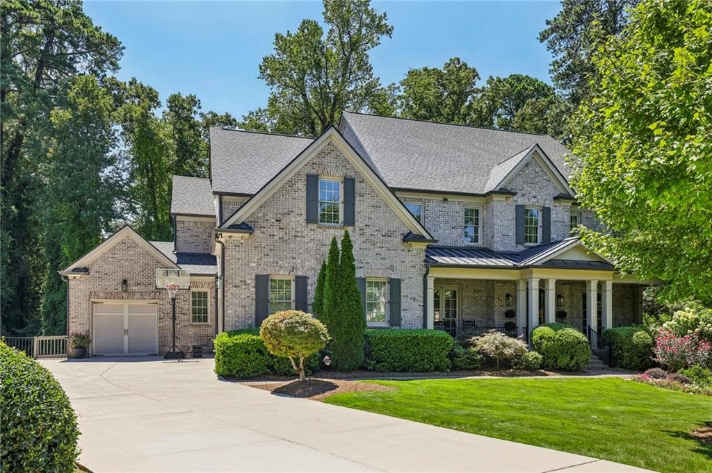6 bedroom, 8 bathroom, 6,987 sq ft single family residence sold at 3856 Stratford Park Drive, Atlanta, GA 30342