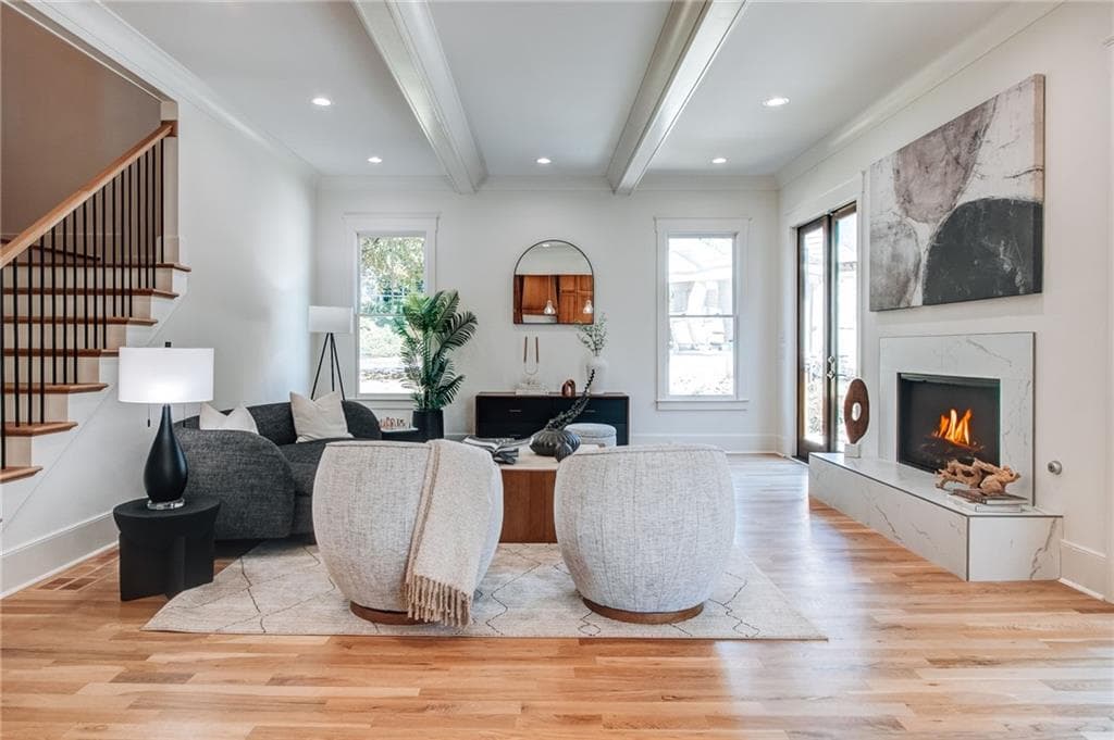 7 bedroom, 6 bathroom, 5,137 sq ft single family residence sold at 585 Sherwood Road, Atlanta, GA 30324