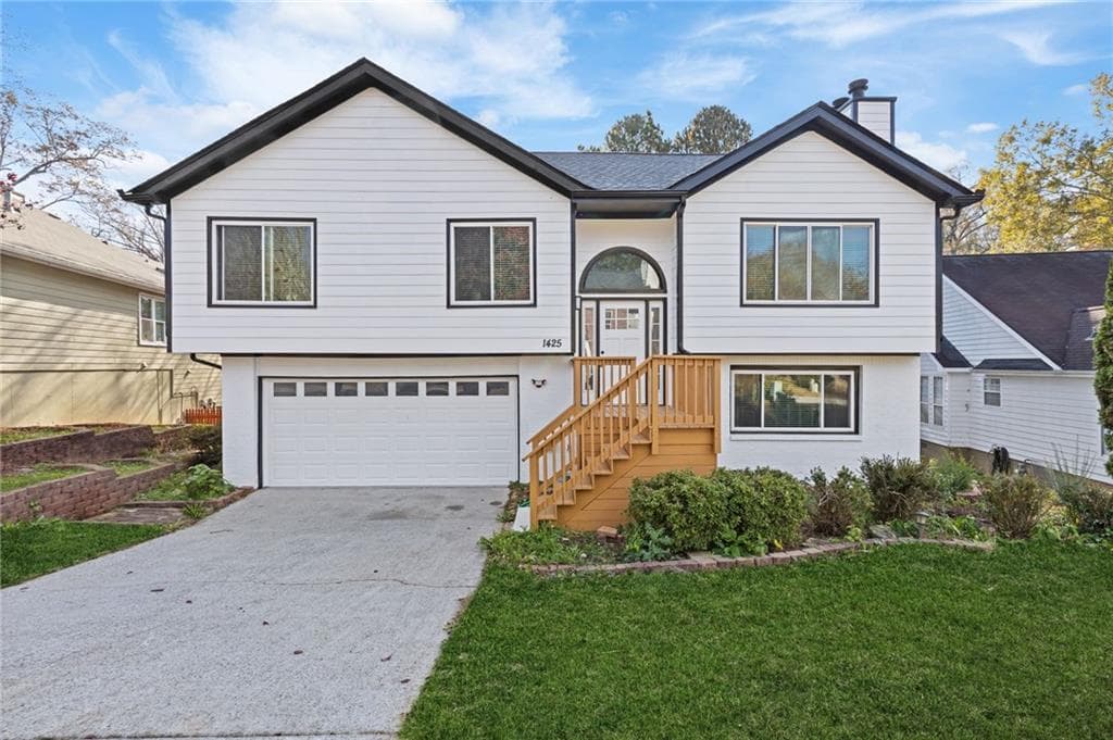 4 bedroom, 3 bathroom, 1,668 sq ft single family residence sold at 1425 Watercrest Circle, Lawrenceville, GA 30043