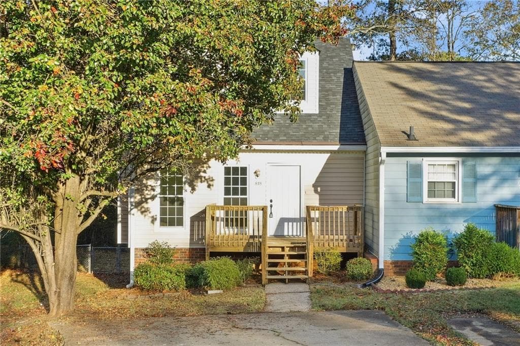 2 bedroom, 2 bathroom, 1,233 sq ft townhouse sold at 818 Manning Way, Marietta, GA 30064