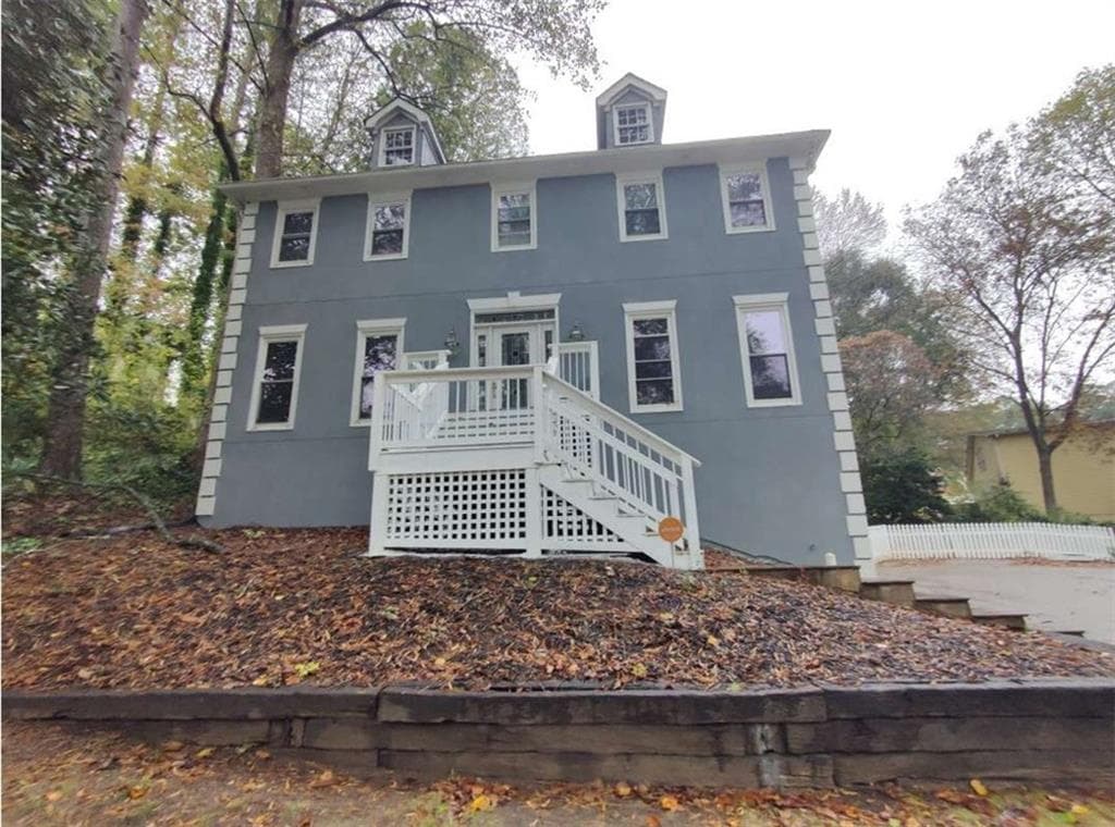 3 bedroom, 3 bathroom, 3,174 sq ft single family residence sold at 1502 Lake Koinonia Drive, Woodstock, GA 30189