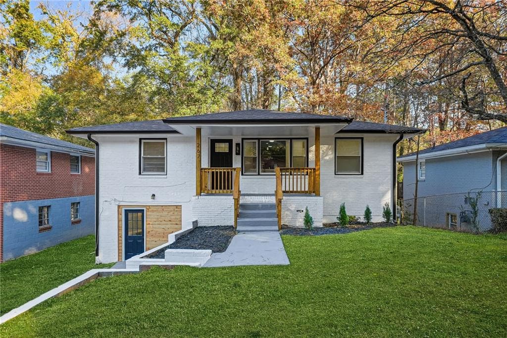 4 bedroom, 3 bathroom, 1,650 sq ft single family residence sold at 267 Hemphill School Road, Atlanta, GA 30331