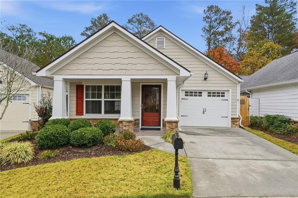 2 bedroom, 2 bathroom, 1,651 sq ft single family residence sold at 526 Arden Close, Woodstock, GA 30188