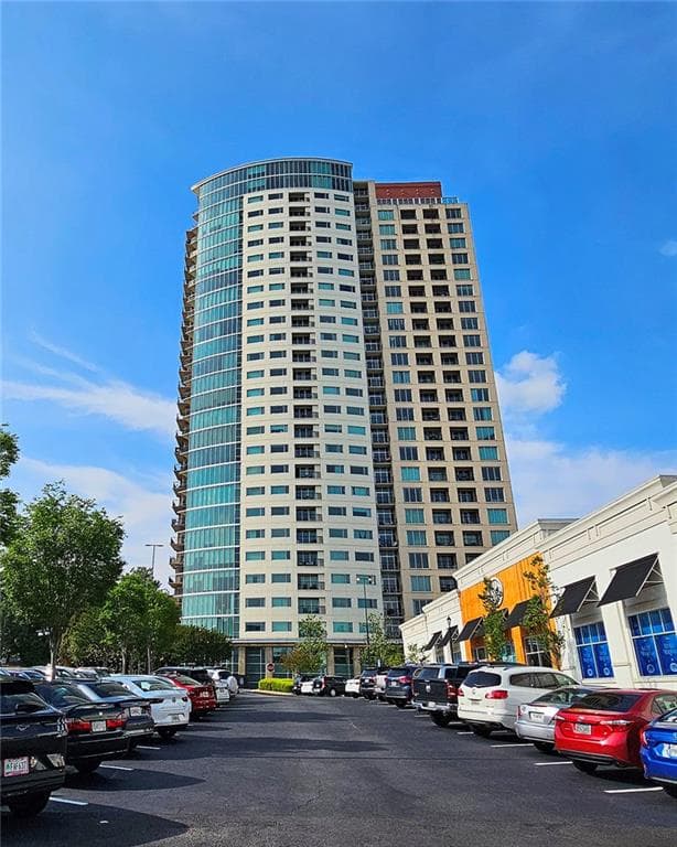 2 bedroom, 2 bathroom, 28 sq ft condominium sold at 4561 Olde Perimeter Way 1202, Atlanta, GA 30346