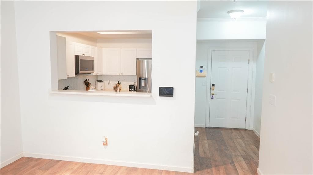 2 bedroom, 2 bathroom, 1,105 sq ft condominium sold at 3275 NE Lenox Road 107, Atlanta, GA 30324