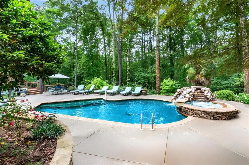 6 bedroom, 4 bathroom, 4,498 sq ft single family residence sold at 3465 Township Ridge Point, Marietta, GA 30066