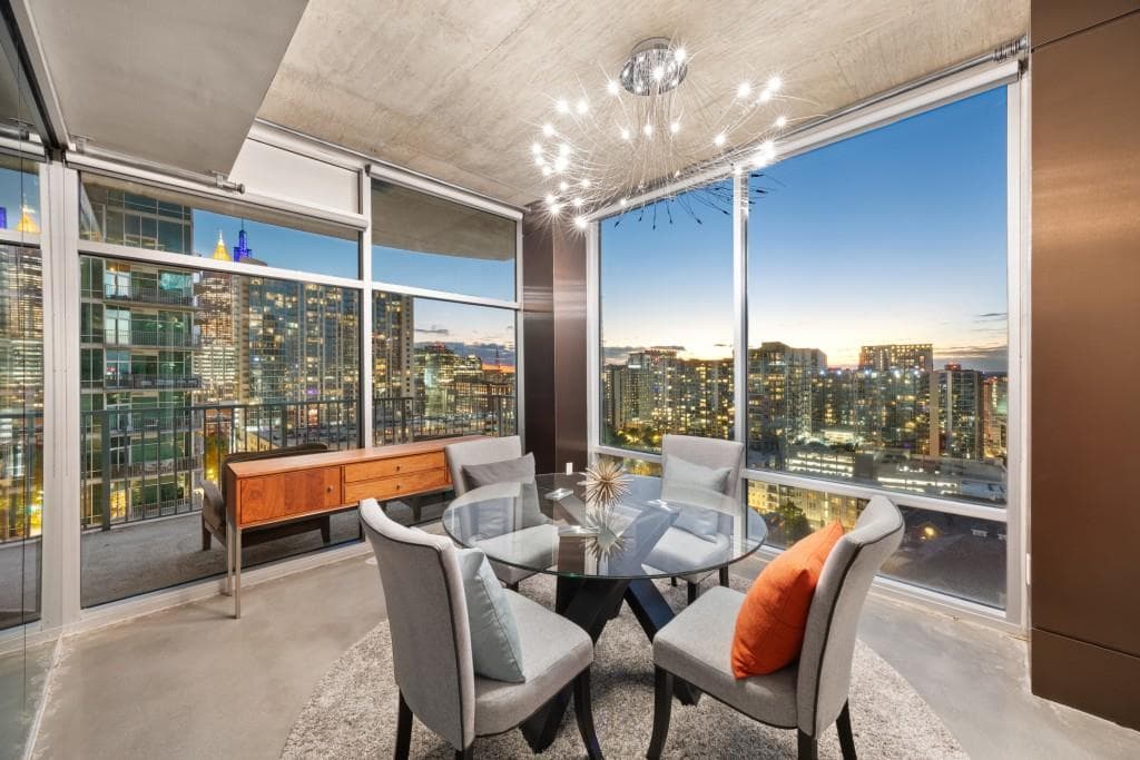 2 bedroom, 2 bathroom condominium sold at 943 Peachtree Street 1708, Atlanta, GA 30309