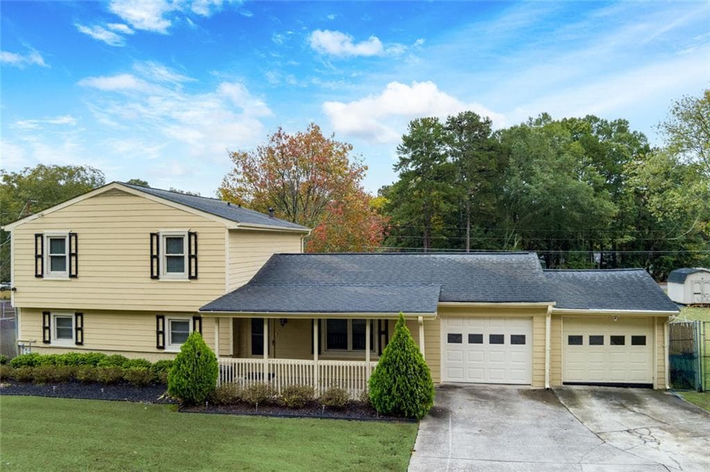 4 bedroom, 3 bathroom, 2,360 sq ft single family residence sold at 580 Moon Road, Lawrenceville, GA 30046
