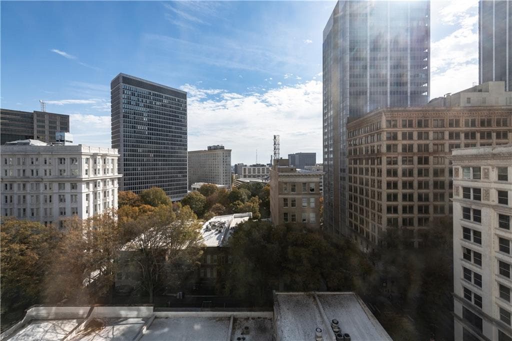 1 bedroom, 1 bathroom, 674 sq ft condominium sold at 57 Forsyth Street 10H, Atlanta, GA 30303