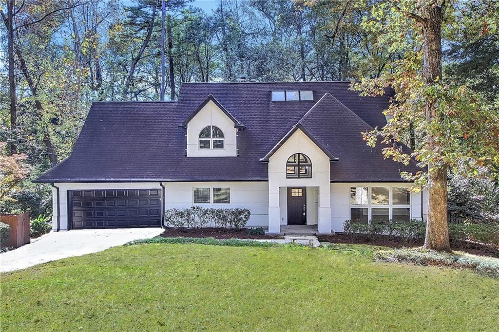 4 bedroom, 4 bathroom, 3,829 sq ft single family residence sold at 1092 Norwich Circle, Atlanta, GA 30324