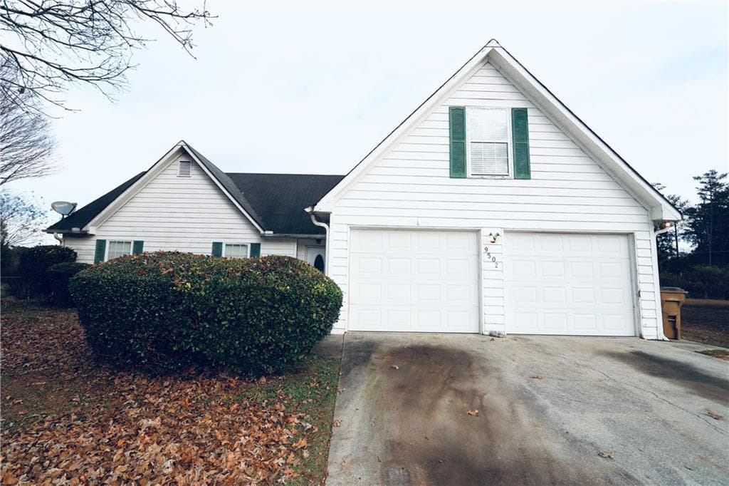 9502 Whaleys Lake Trace, Jonesboro, GA 30238 — most recent listing photo