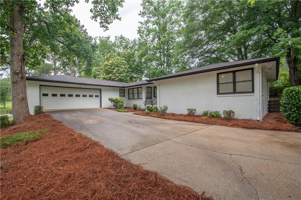 7505 Rico Road, Chattahoochee Hills, GA 30268 — most recent listing photo
