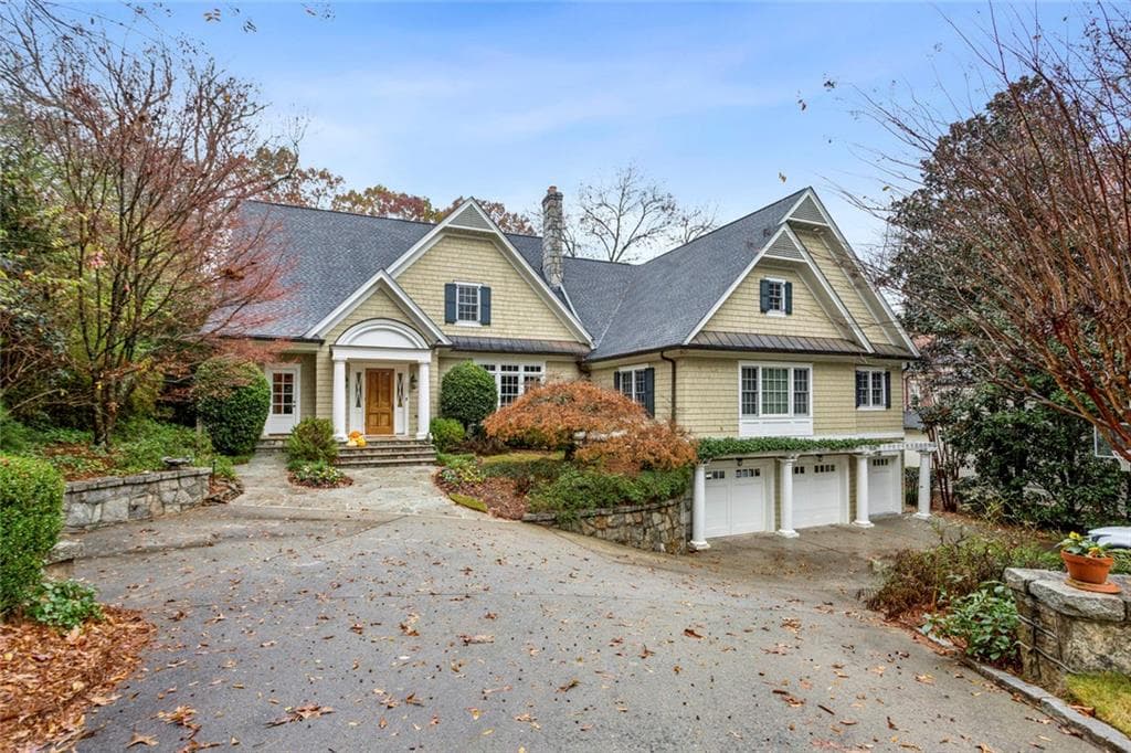 5 bedroom, 6 bathroom single family residence sold at 1010 Carter Drive, Atlanta, GA 30319