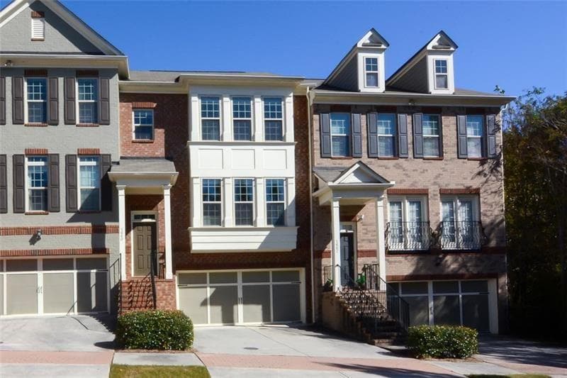 4 bedroom, 4 bathroom, 2,388 sq ft townhouse sold at 1660 Woodbridge Lane, Atlanta, GA 30329