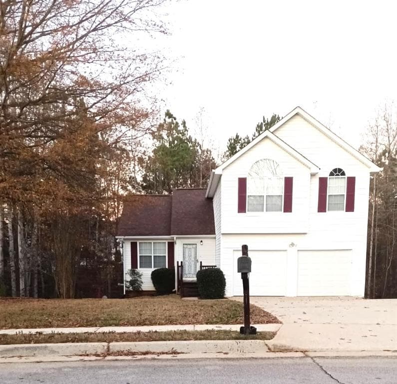 3686 Lower Creek Drive, Douglasville, GA 30135 — most recent listing photo