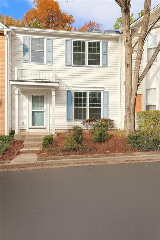3 bedroom, 3 bathroom, 1,370 sq ft townhouse sold at 10900 Wittenridge Drive C7, Alpharetta, GA 30022