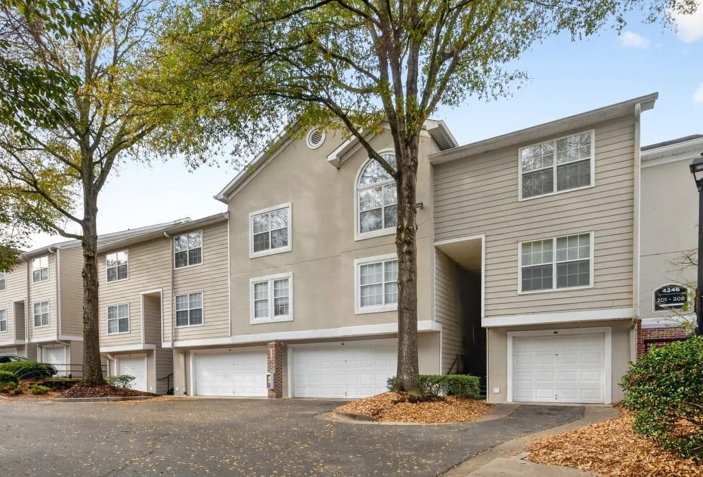 4246 River Green Drive 206, Atlanta, GA 30327 — most recent listing photo