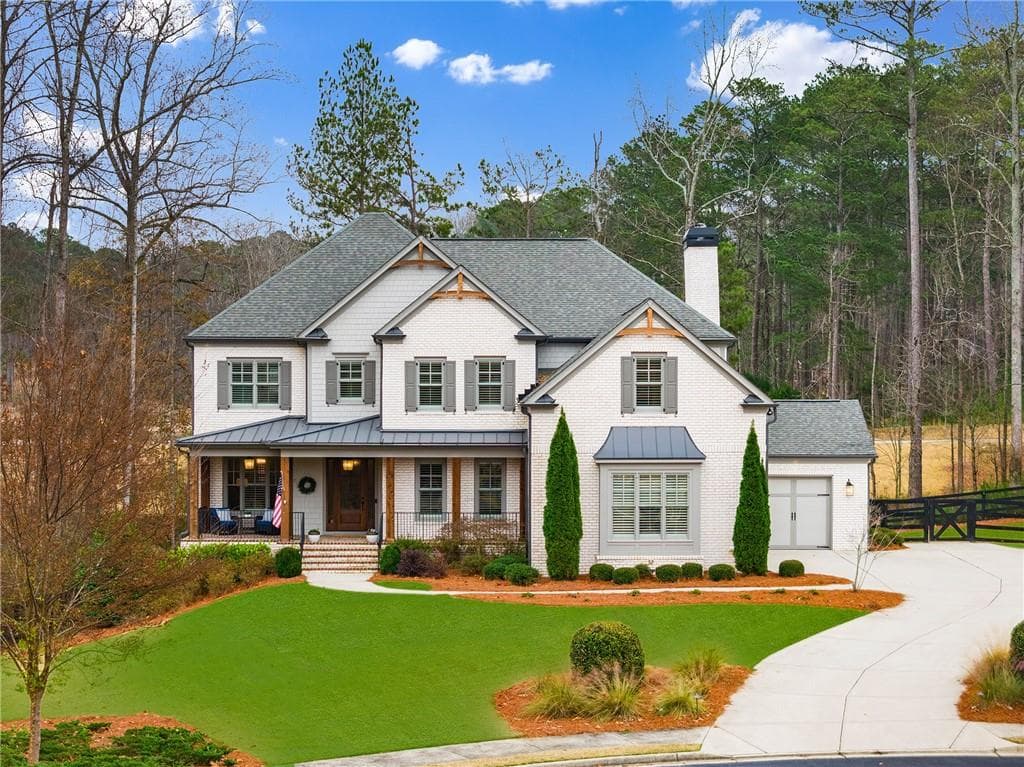 6 bedroom, 7 bathroom, 7,594 sq ft single family residence sold at 3700 Muirfield Drive, Milton, GA 30004