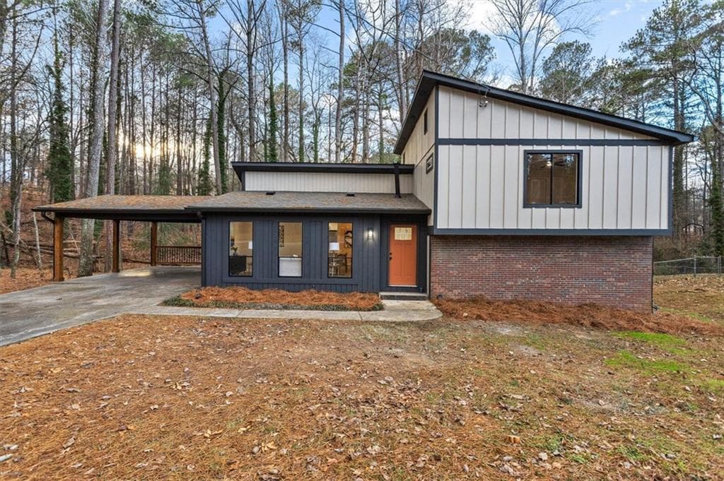 4 bedroom, 3 bathroom, 1,759 sq ft single family residence sold at 480 PINEBURR Lane, Stone Mountain, GA 30087