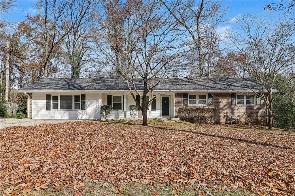 558 Dorsey Circle, Lilburn, GA 30047 — most recent listing photo